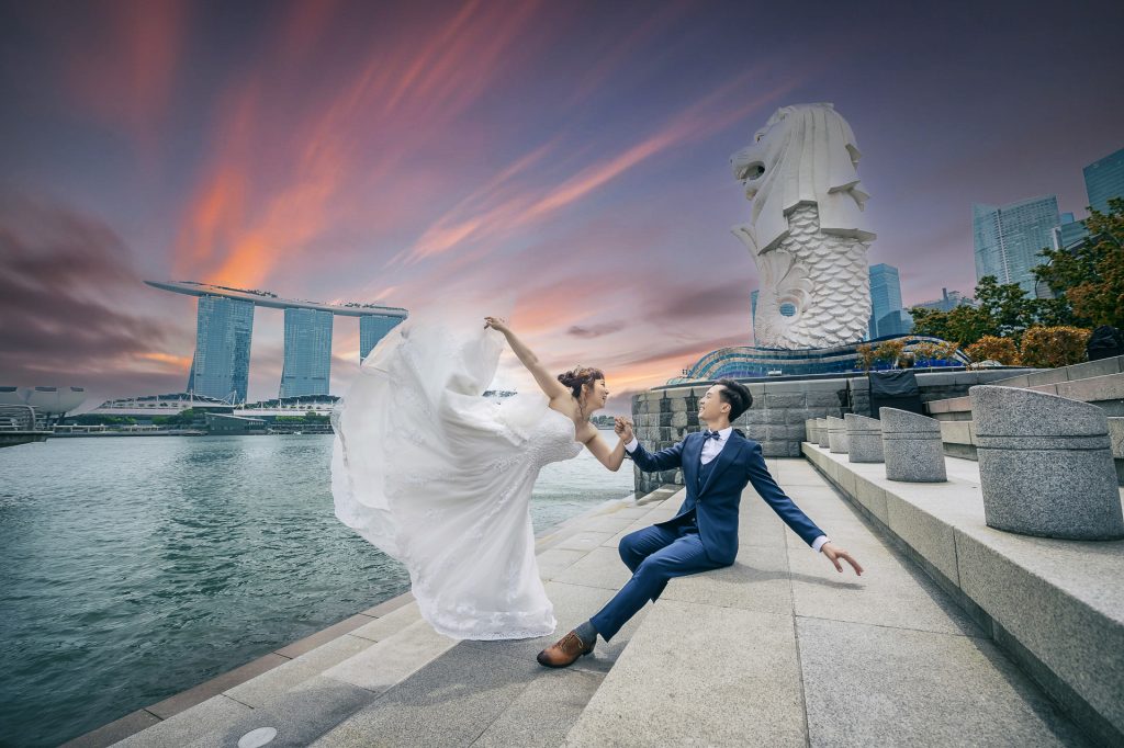 Singapore Wedding Photography at Singapore Merlion