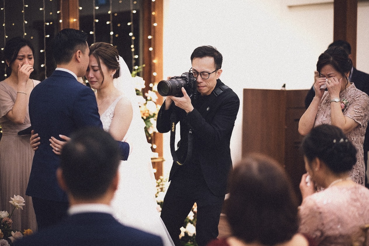 Singapore wedding photographer documentary style candid wedding photography FL Fotographics